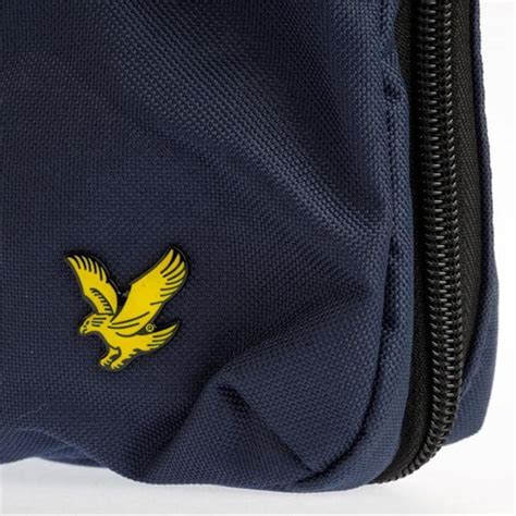 lyle and scott politisch|LYLE & SCOTT